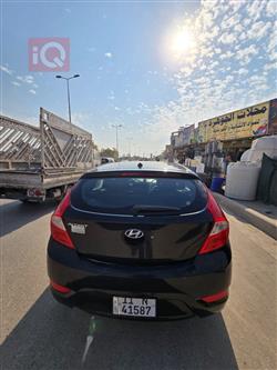 هیۆندای ئەکسنت هاچباک